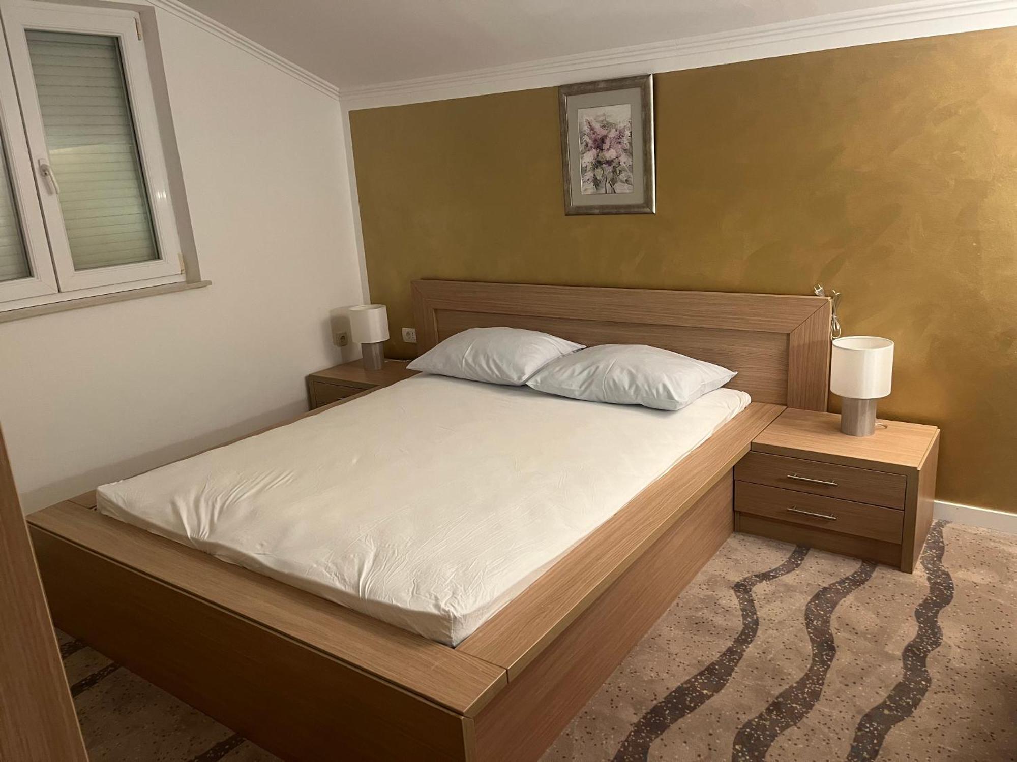 Captain'S Apartment Barbat na Rabu ภายนอก รูปภาพ